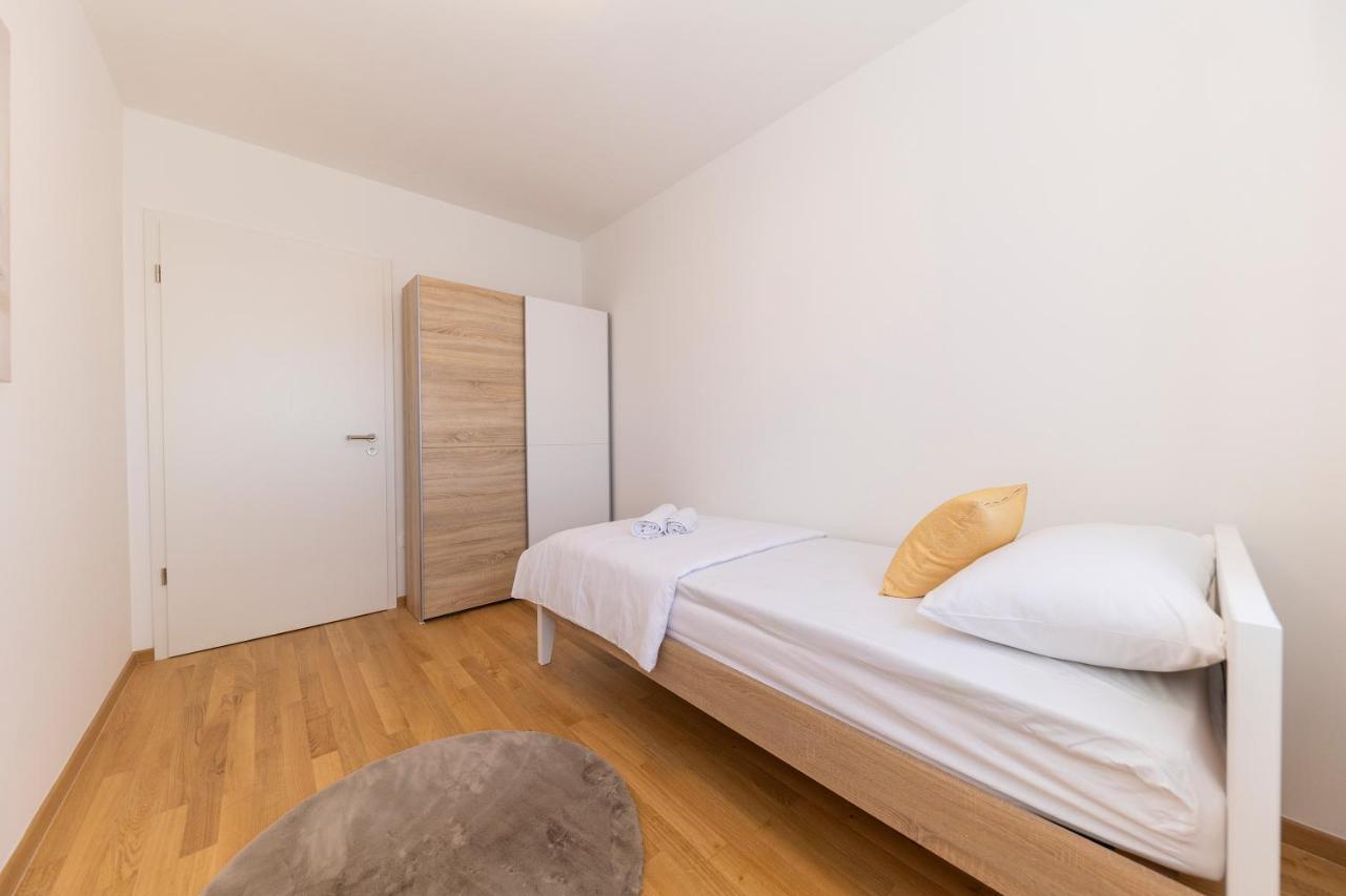 Apartment Diadora Задар Экстерьер фото